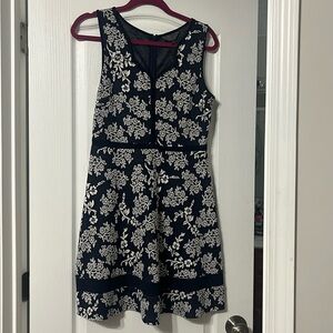 Navy and white patterned dress, size M